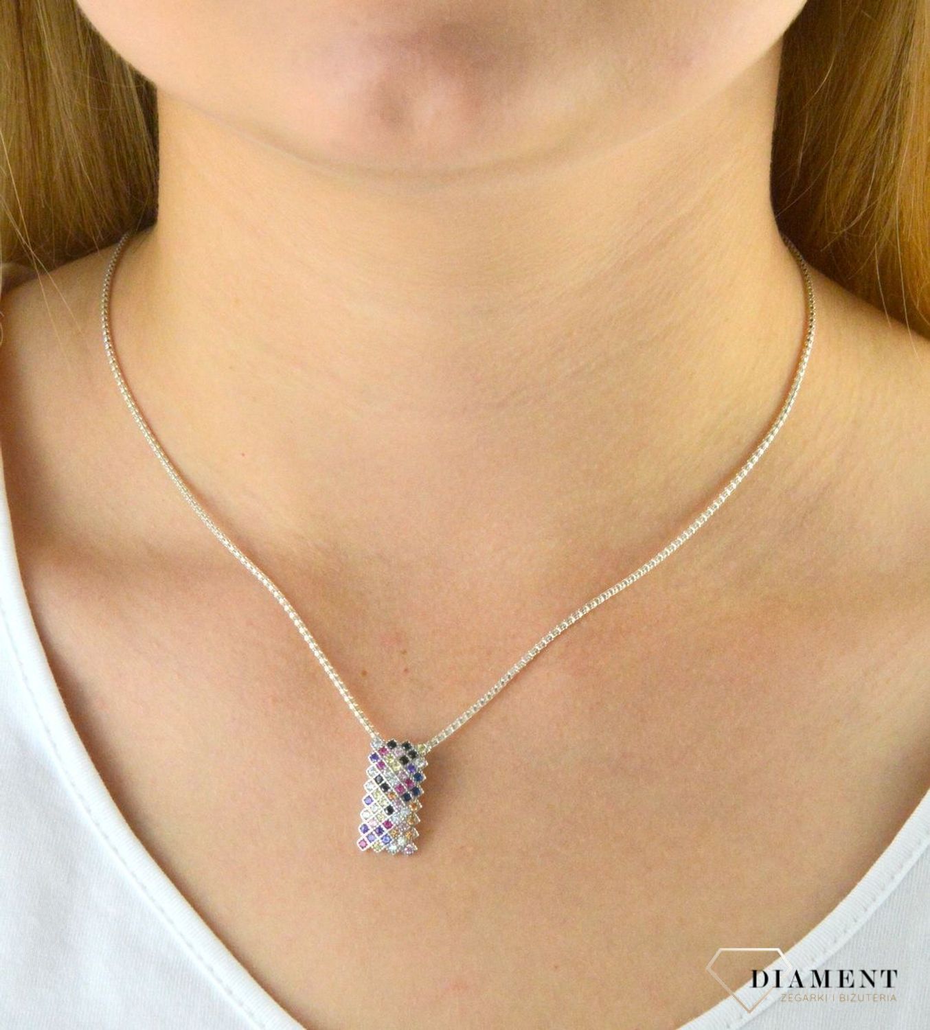 Łańcuszek srebrny splot kostka 1,2mm DIA-LAN-AP012-1282-925 1,2mm. Łańcuszek srebrny. Srebrny łańcuszek o splocie kostki. Łańcuszek srebrny kostka. Srebrny łańcuszek idealny na prezent. Łańcuszek srebrny dl (1).jpg